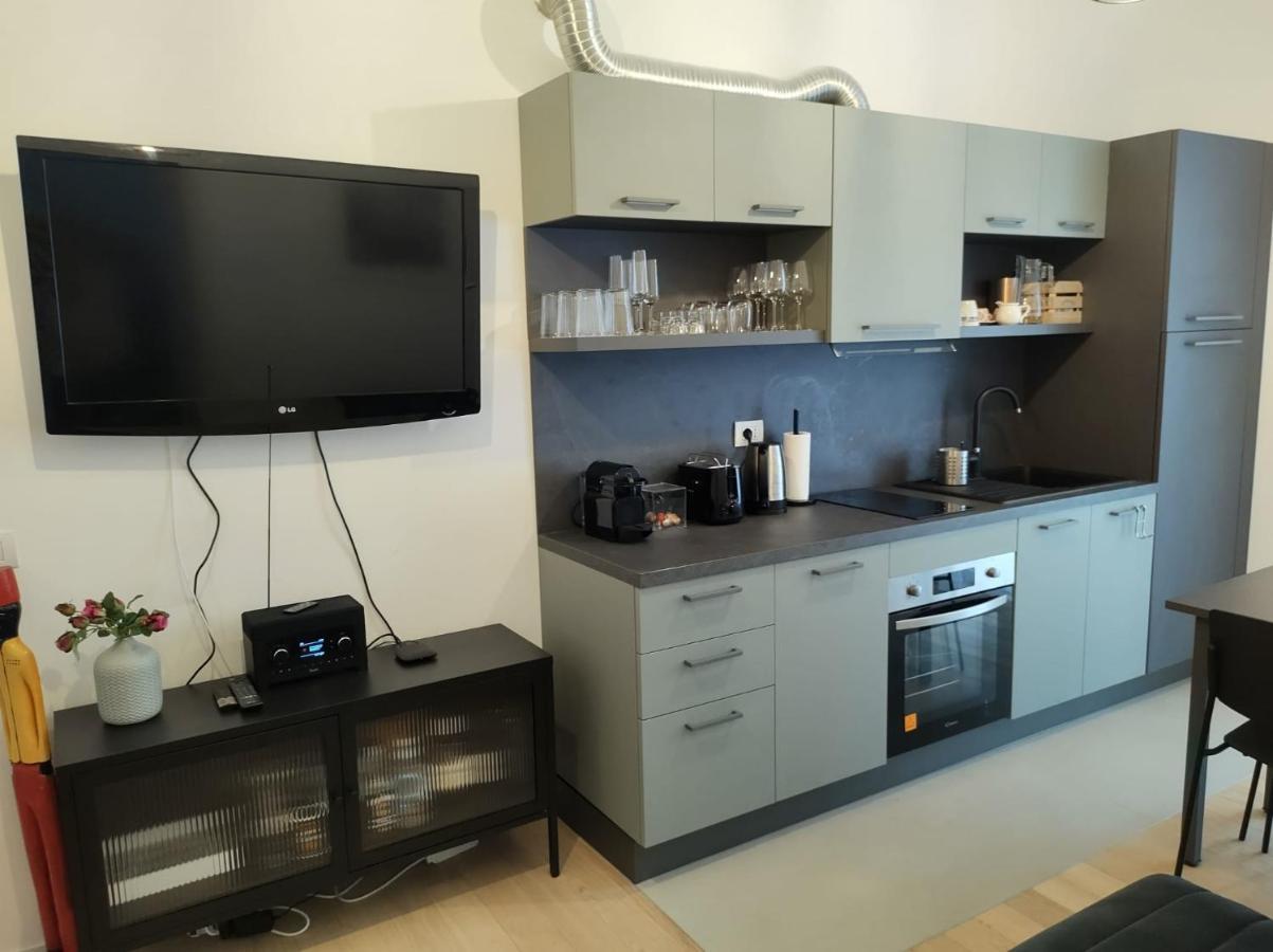 Boutique Apartments Cecilia ترييستي المظهر الخارجي الصورة